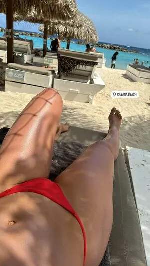 Larissa Van Meerten / larissavanmeerten nude photo #0115