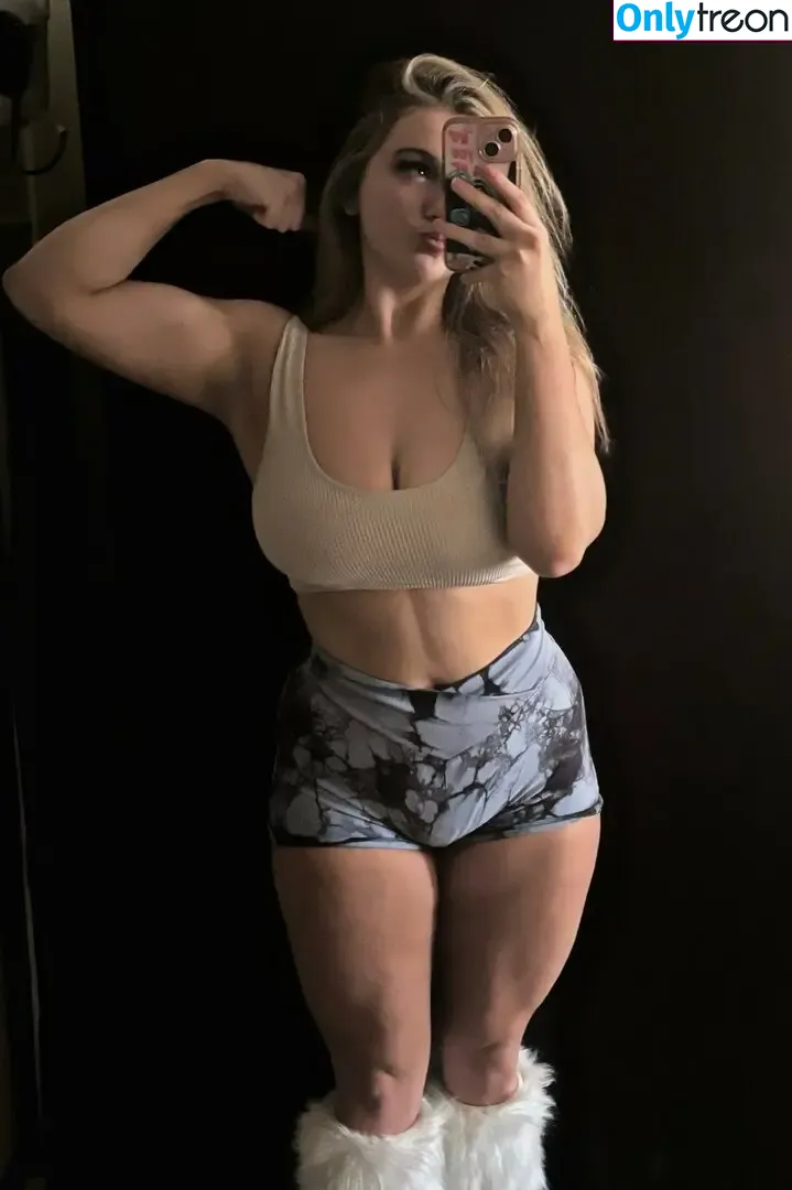 Larkan Danielle nude photo #0082 (larkandanielle / lovelyangelface / misslovelyaf)