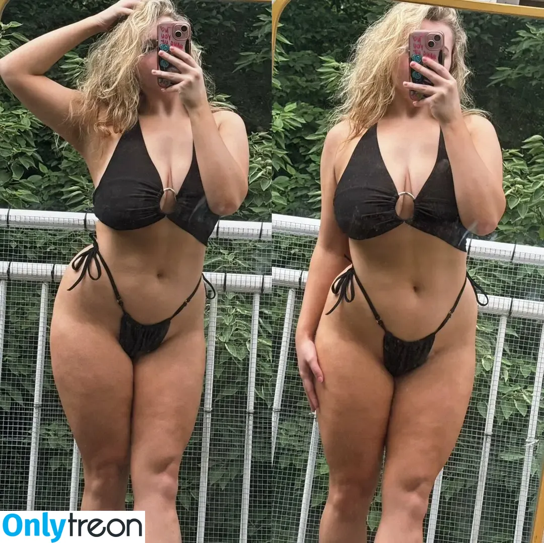 Larkan Danielle nude photo #0093 (larkandanielle / lovelyangelface / misslovelyaf)