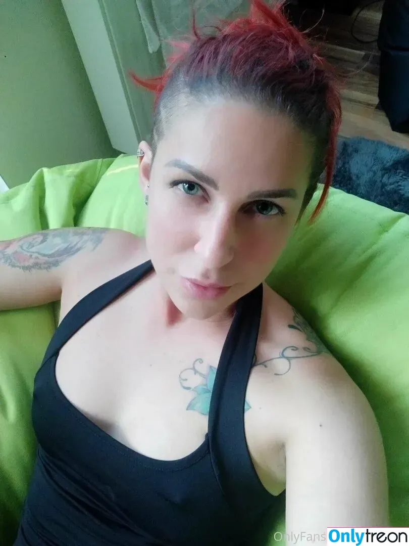 larraphoenix голая photo #0043 (laraphoenix)