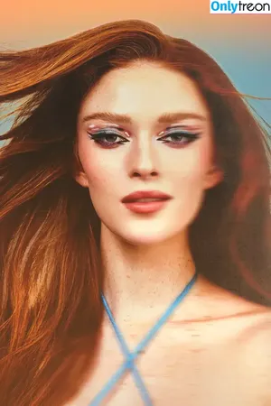 Larsen Thompson / larsenthompson фото голая #0527