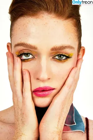 Larsen Thompson / larsenthompson фото голая #0529