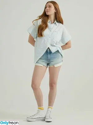 Larsen Thompson / larsenthompson фото голая #0662