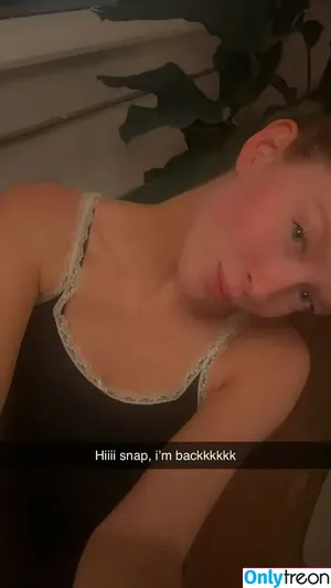 Larsen Thompson / larsenthompson фото голая #0904