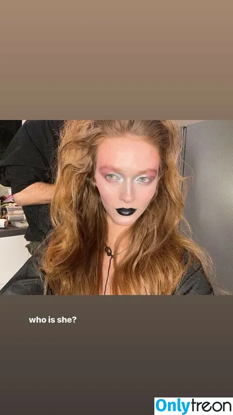 Larsen Thompson nude photo #0495 (larsenthompson)
