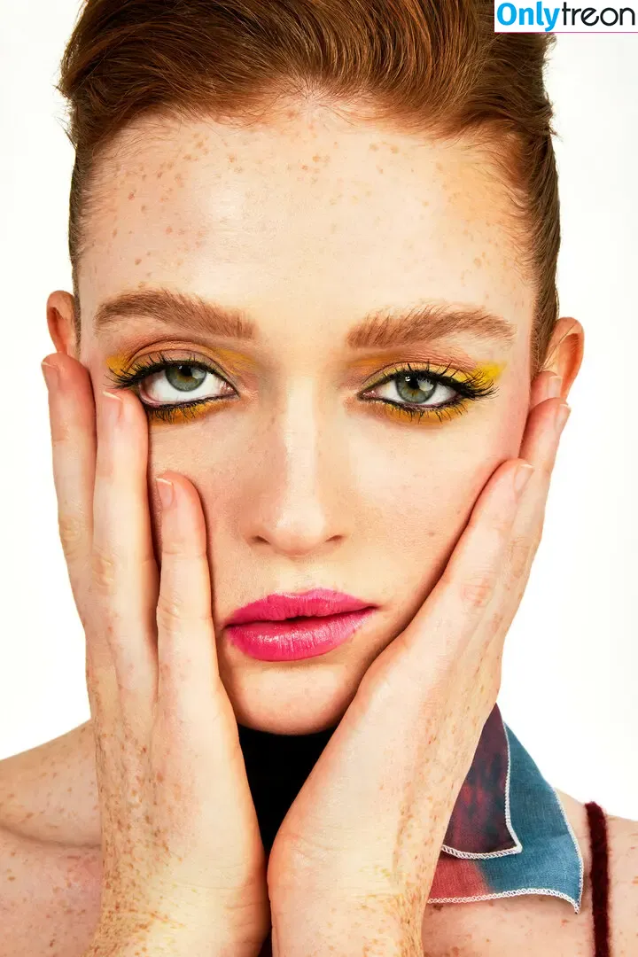 Larsen Thompson голая photo #0529 (larsenthompson)