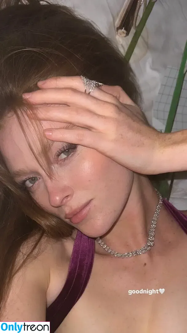 Larsen Thompson голая photo #0707 (larsenthompson)