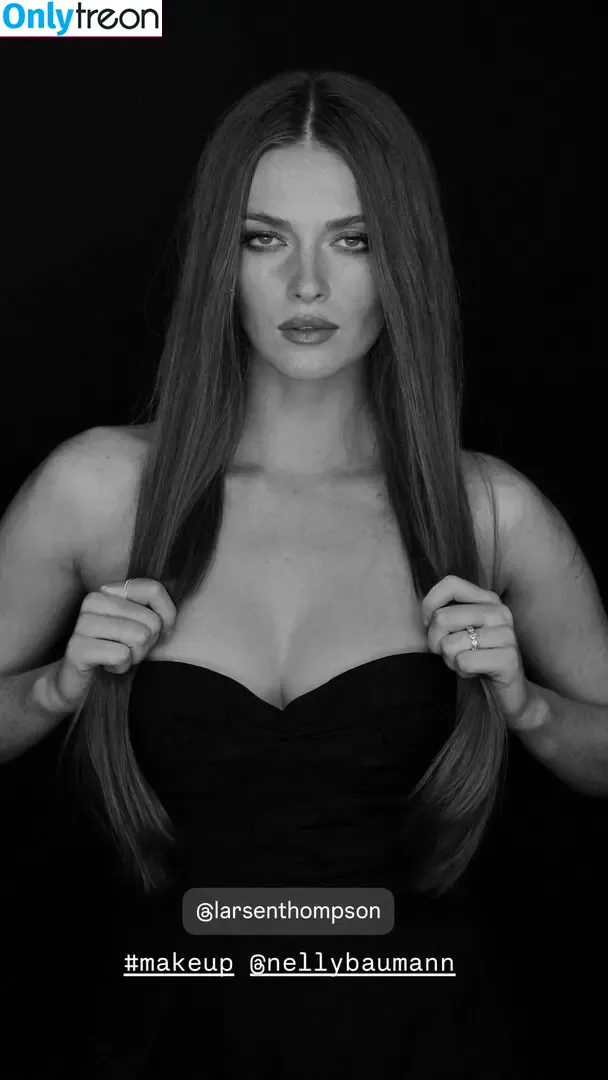 Larsen Thompson голая photo #0712 (larsenthompson)