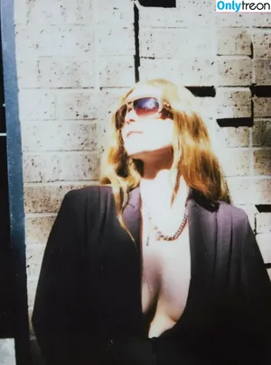 Larsen Thompson / larsenthompson nude photo #1106