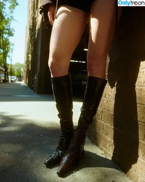 Larsen Thompson / larsenthompson nude photo #1112