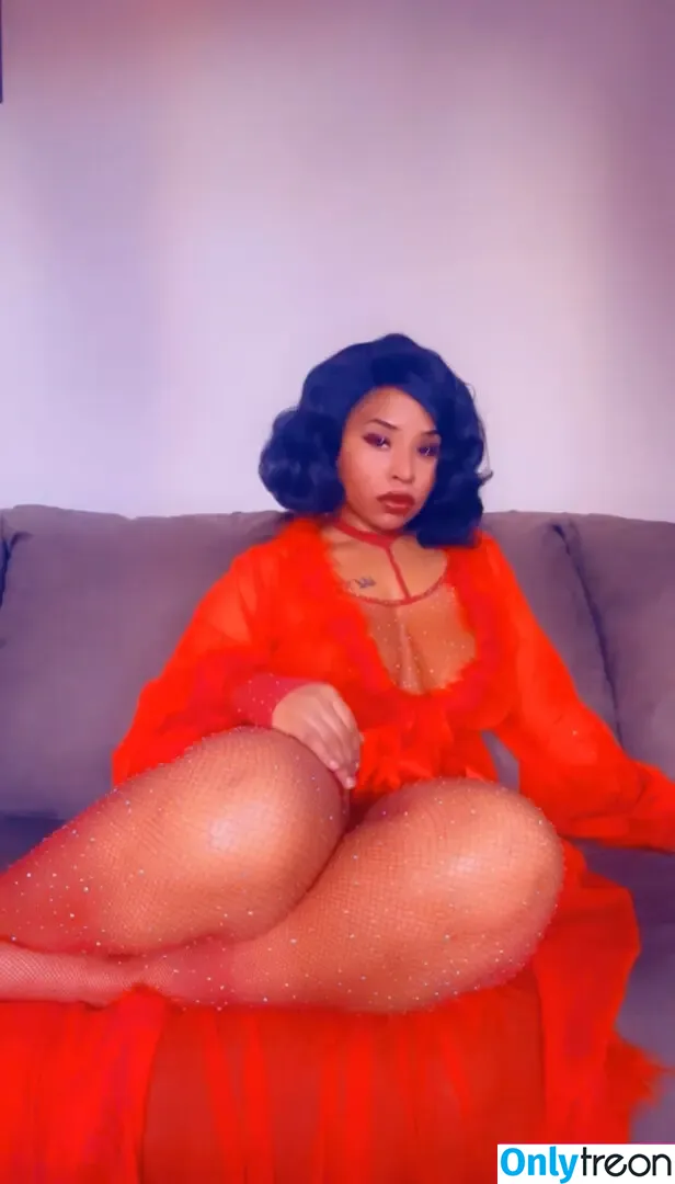 Larxene nude photo #0003 (SavageNymph / _larxene / larxene_the_savage_nymph)