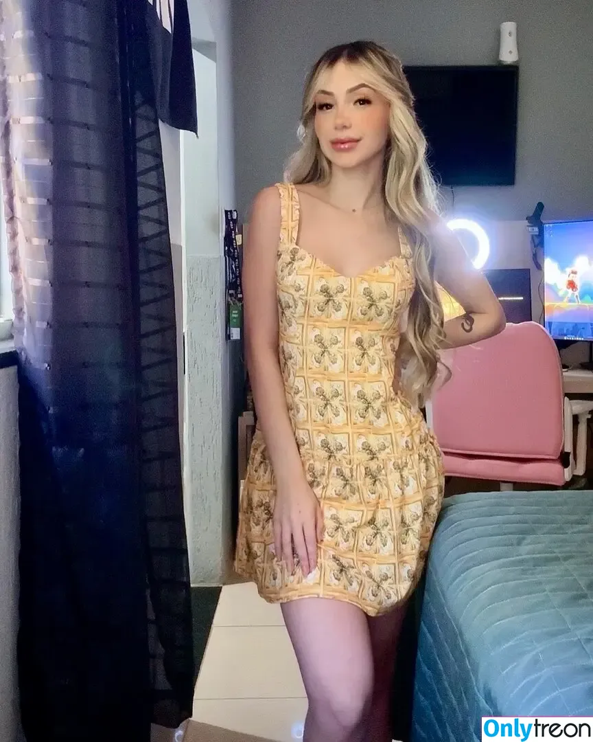 Laryssa Bitencourt nude photo #0050 (bitenclutch)