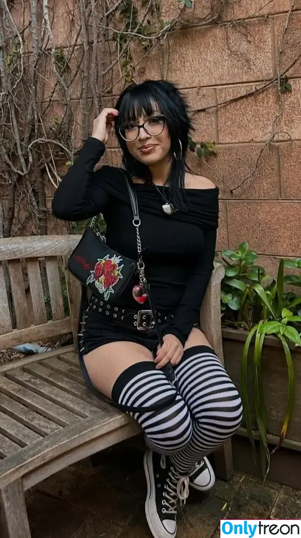 lasaddgirl_ nude photo #0048 (lasaddgirl / lusadgxrl / xitsemi)