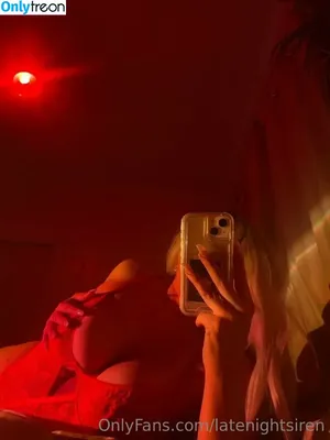  nude photo #0007