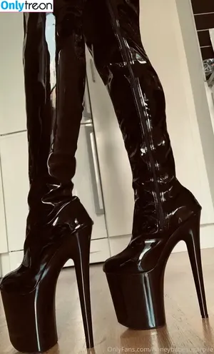 Latex Fetish / misslatexxx nude photo #0580