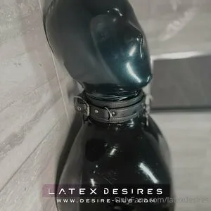 latexdesires / latexdesire_label фото голая #0085