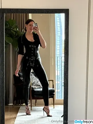 LATEXnCHILL / latexndchill nude photo #0036