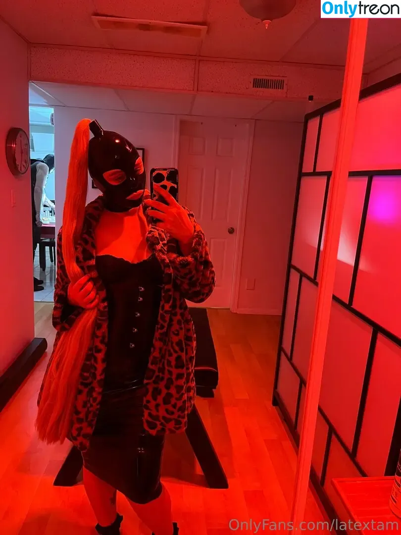 latextam nude photo #0054 (latextam)