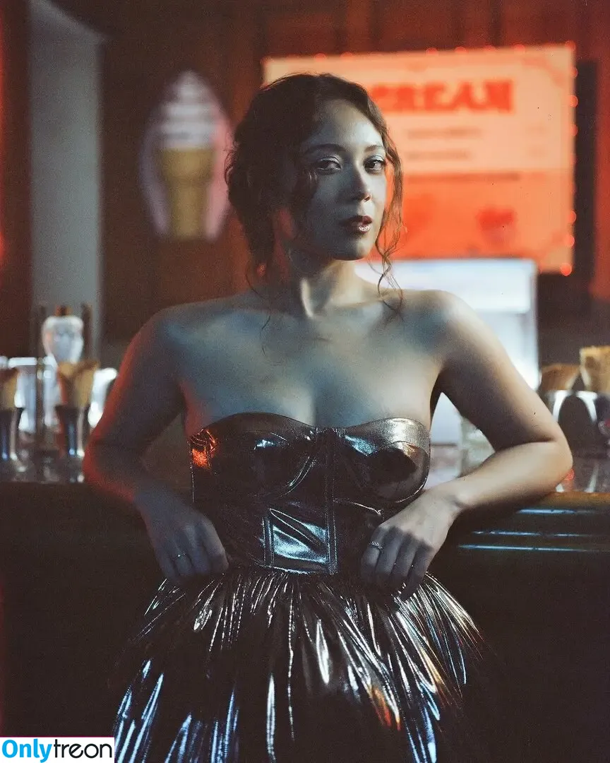 Laufey Lin голая photo #0327 (laufey)