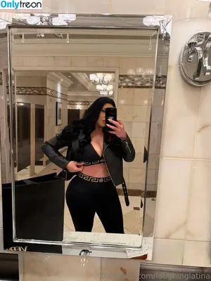 laughinglatina / jasmine_mendez_latina nude photo #0170