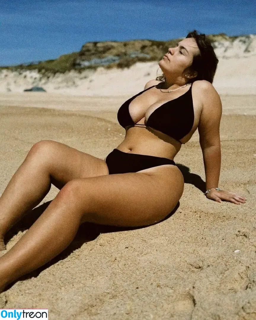 Laura Benedito nude photo #0006 (laurafbenedito 🇵🇹 / laurafreitas.00)