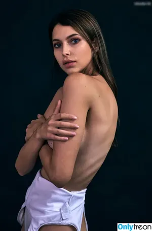 Laura Franziska Blank / laurafranziskaofficial nude photo #0022