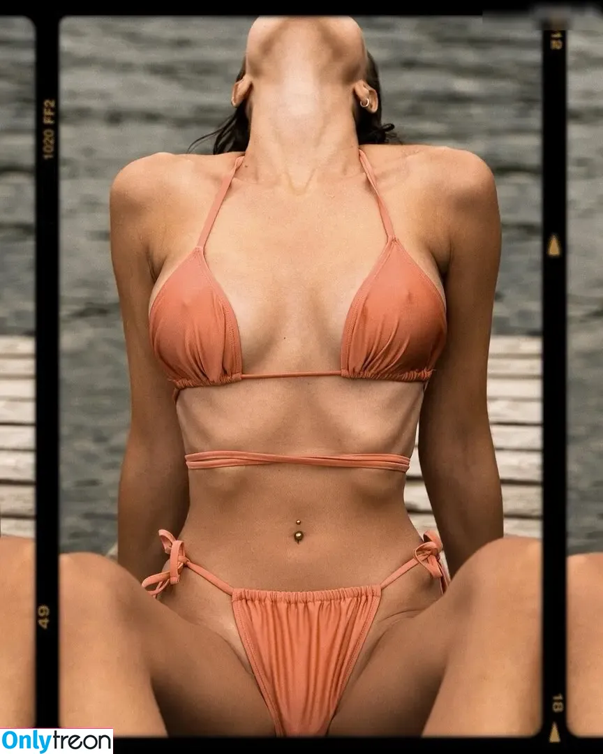 Laura Franziska Blank nude photo #0006 (laurafranziskaofficial)