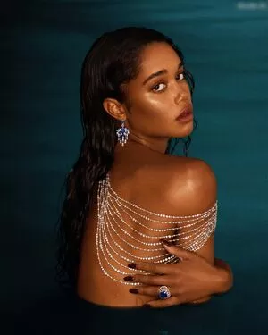Laura Harrier / LauraHarrier nude photo #0092