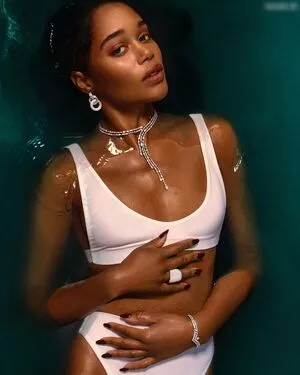 Laura Harrier / LauraHarrier nude photo #0094
