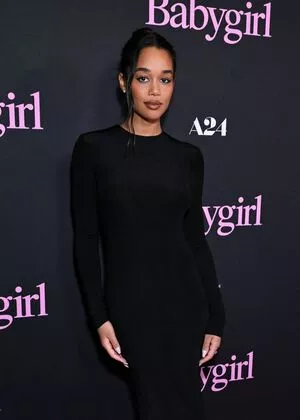 Laura Harrier / LauraHarrier nude photo #0260