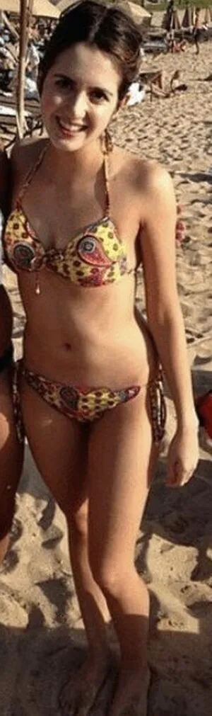 Laura Marano / lauramarano nude photo #0053