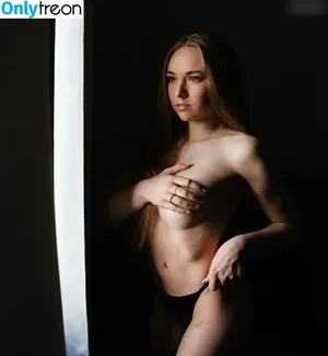  nude photo #0006