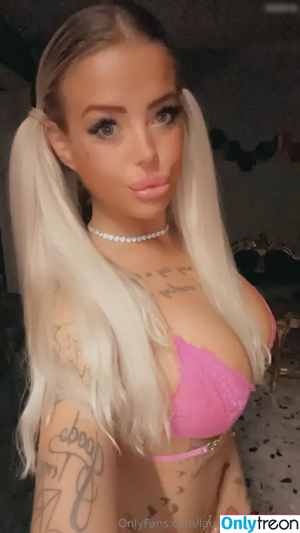 Laura Reeperbahn nude photo #0082 (laura_reeperbahn)