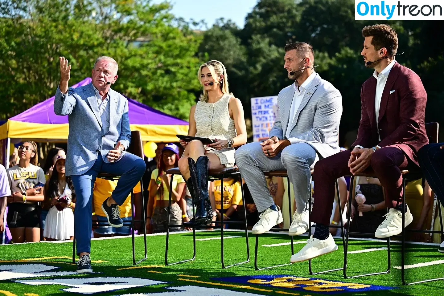 Laura Rutledge голая photo #0150 (lauramrutledge)