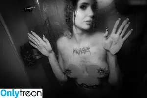Laura Serafin / larkatomarka / laurakarolinaserafin / laurkaserafin / vulgart nude photo #0175