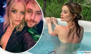 Laura Whitmore / thewhitmore nude photo #0106