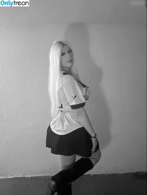 Laura.z57 / laurachesnok nude photo #0089