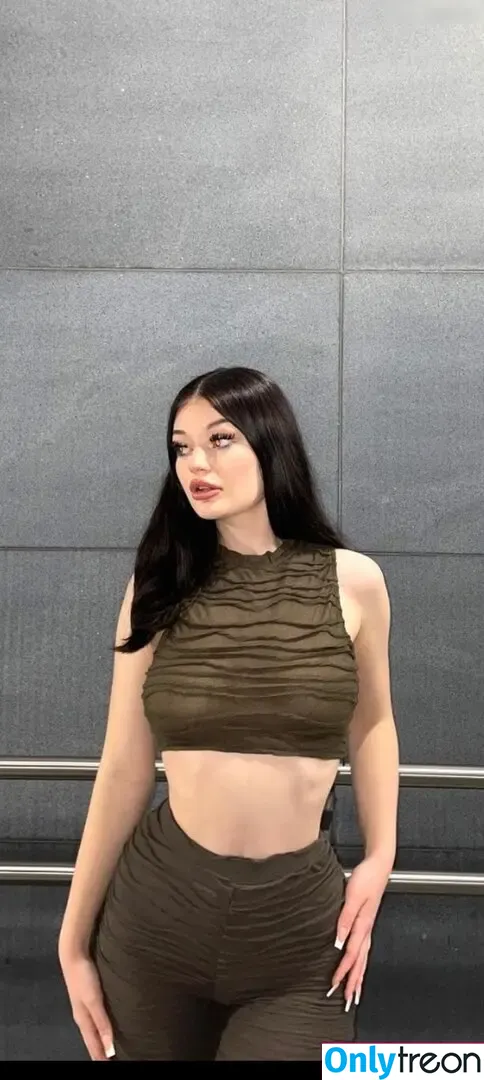 lauraa_.fl nude photo #0017 (lauraa_.fl)