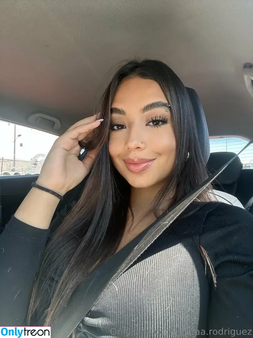 Lauraa.rodriguez голая photo #0024 (lauradrodriguez)