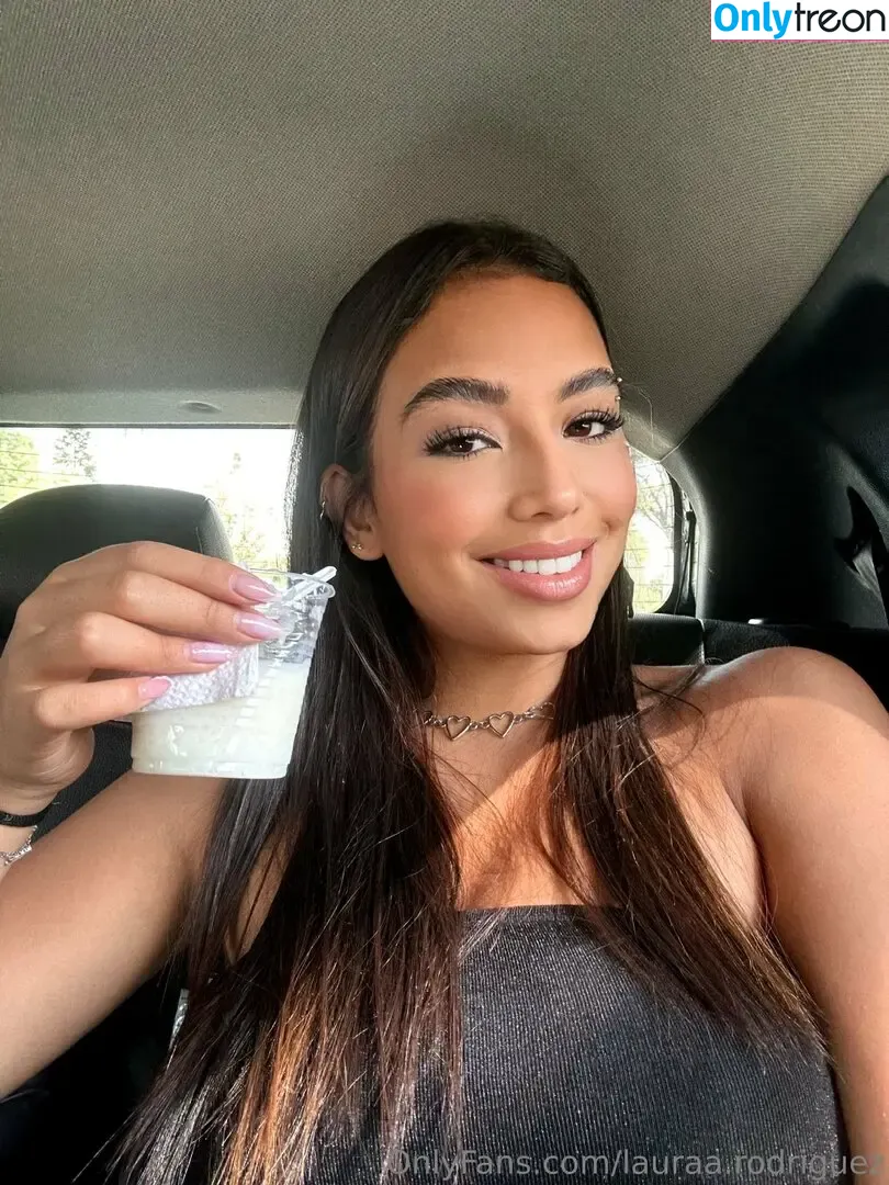 Lauraa.rodriguez голая photo #0043 (lauradrodriguez)