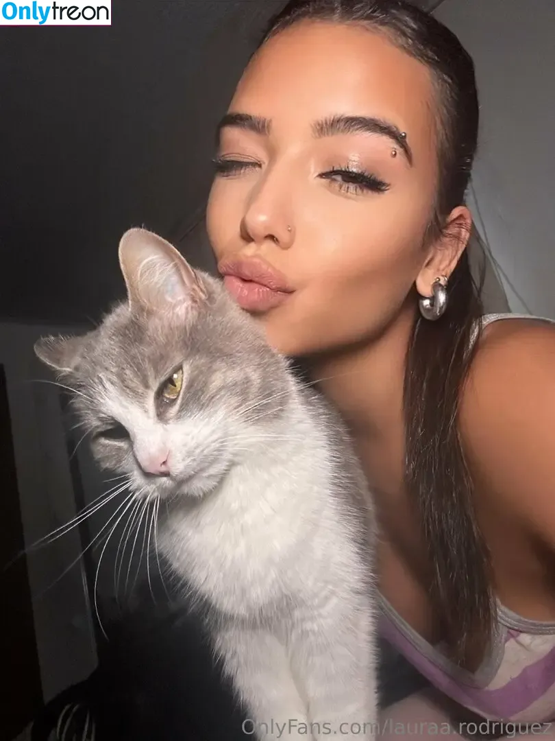 Lauraa.rodriguez голая photo #0076 (lauradrodriguez)