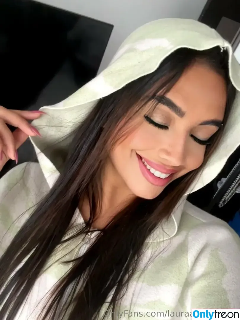 Lauraa.rodriguez голая photo #0171 (lauradrodriguez)
