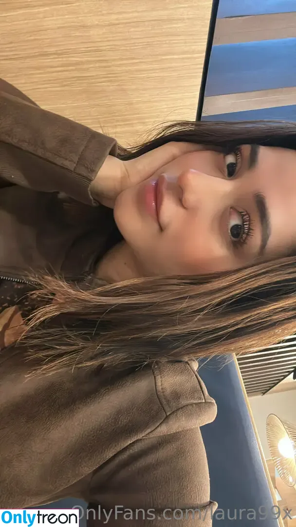 laurafreex nude photo #0016 (laurafreix)