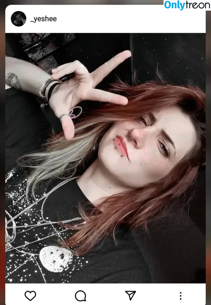 lauratavora голая photo #0142 (gabyguterres2021 / umapave)