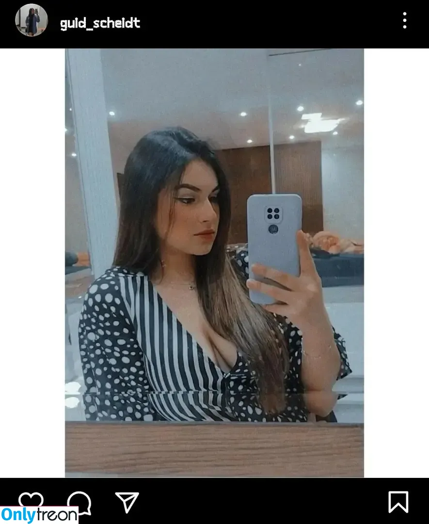 lauratavora голая photo #0342 (gabyguterres2021 / umapave)