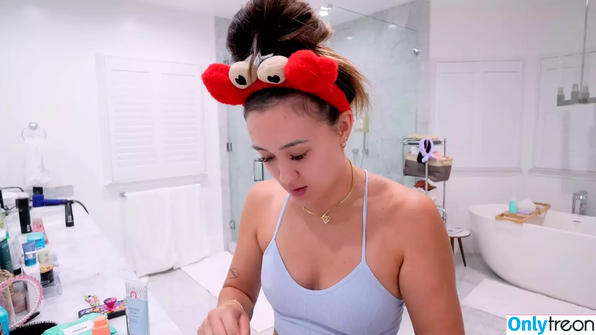 LaurDIY голая photo #0066 (laurx)