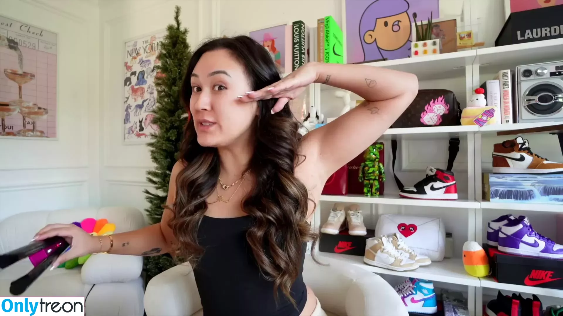 LaurDIY голая photo #0143 (laurx)