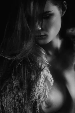 Laure Surlerivage / Lauresurlerivage / laure.surlerivage2 фото голая #0159