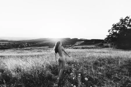Laure Surlerivage / Lauresurlerivage / laure.surlerivage2 фото голая #0194