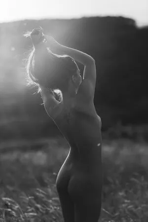 Laure Surlerivage / Lauresurlerivage / laure.surlerivage2 фото голая #0199